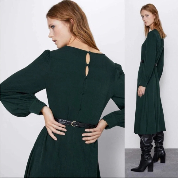 Zara Bottle Green Wrinkled Look Feminine Fit Bloggers Favorite Dress size S - Picture 3 of 16